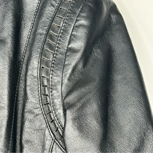 Danier Womans Leather Jacket Moto Biker Classic Zip Up Fitted Crop Black Size XS - Picture 4 of 8